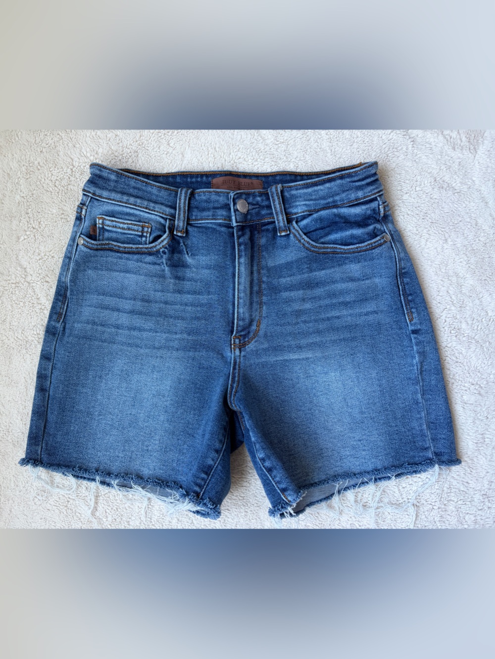 Judy Blue Mid-Blue Denim Cutoff Shorts Women Size Medium